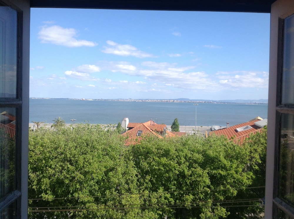 Xavier - Alfama River View by Team4You