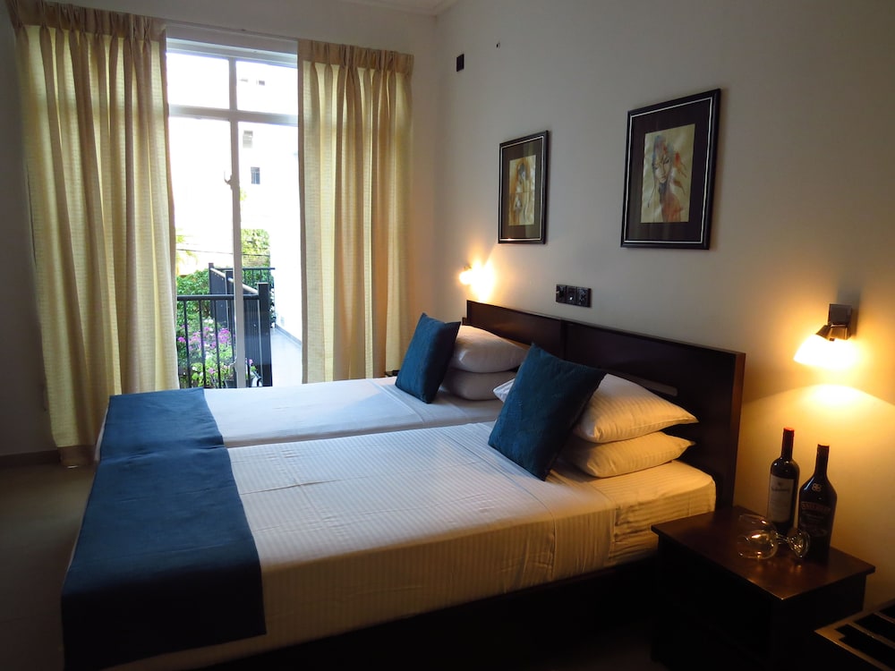 Hotel Chapelton House - Image 1