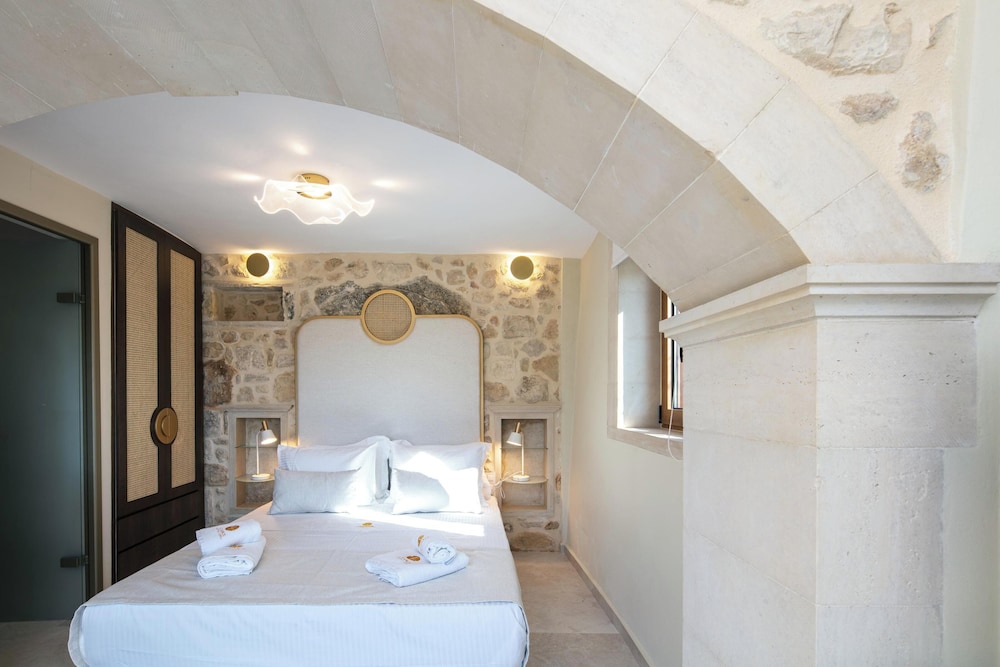 Moundros Luxury Villa & Spa