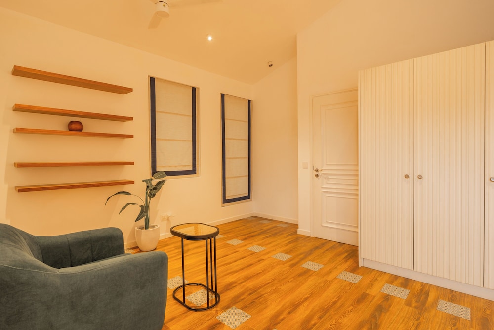 ELIVAAS Kensho Hibiscus 3BHK Villa