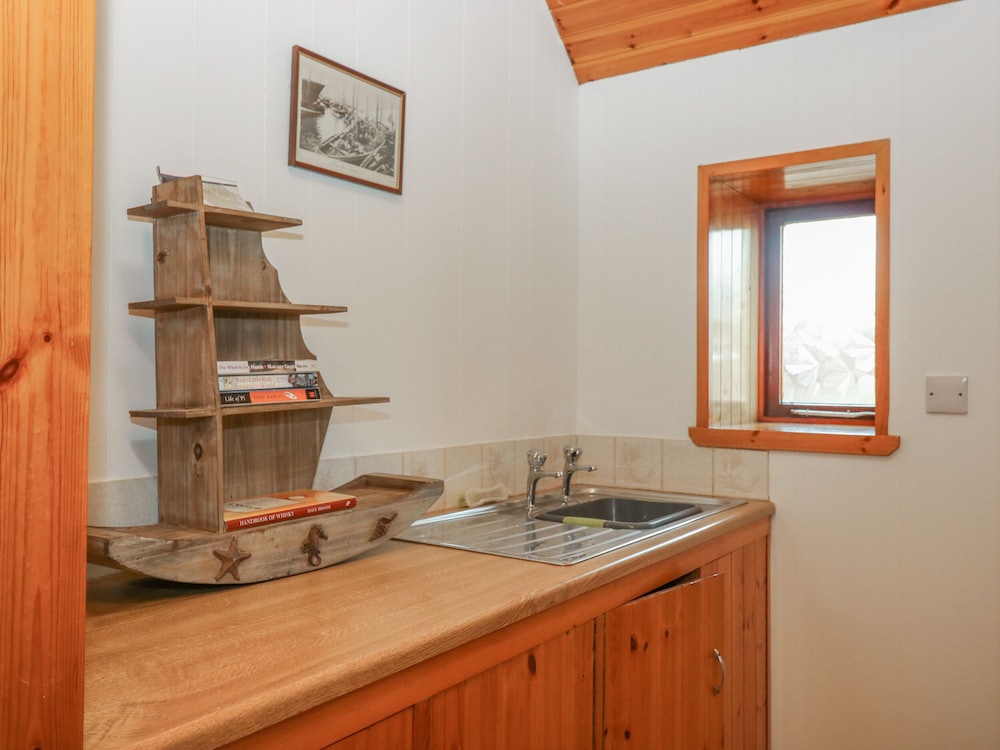 Viola Cottage