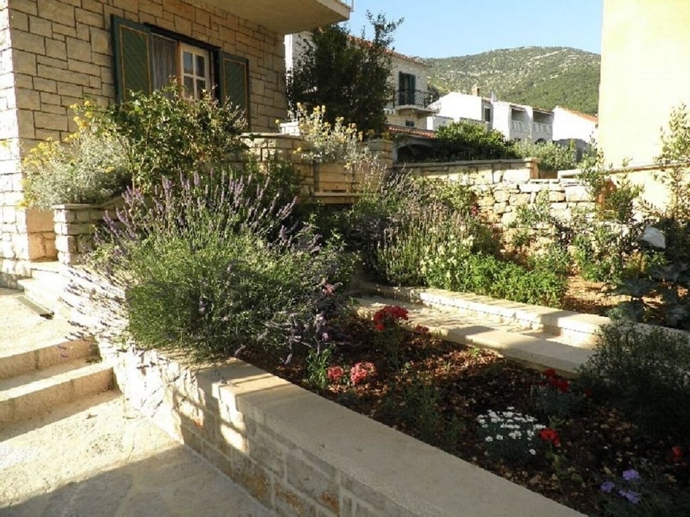 Brane - 150m From sea - SA3 view 2