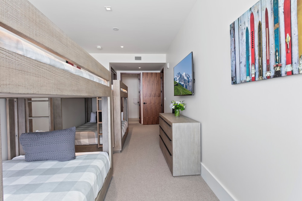 Argent at Deer Valley Resort - Three Bedroom Deluxe #103 3 Condo