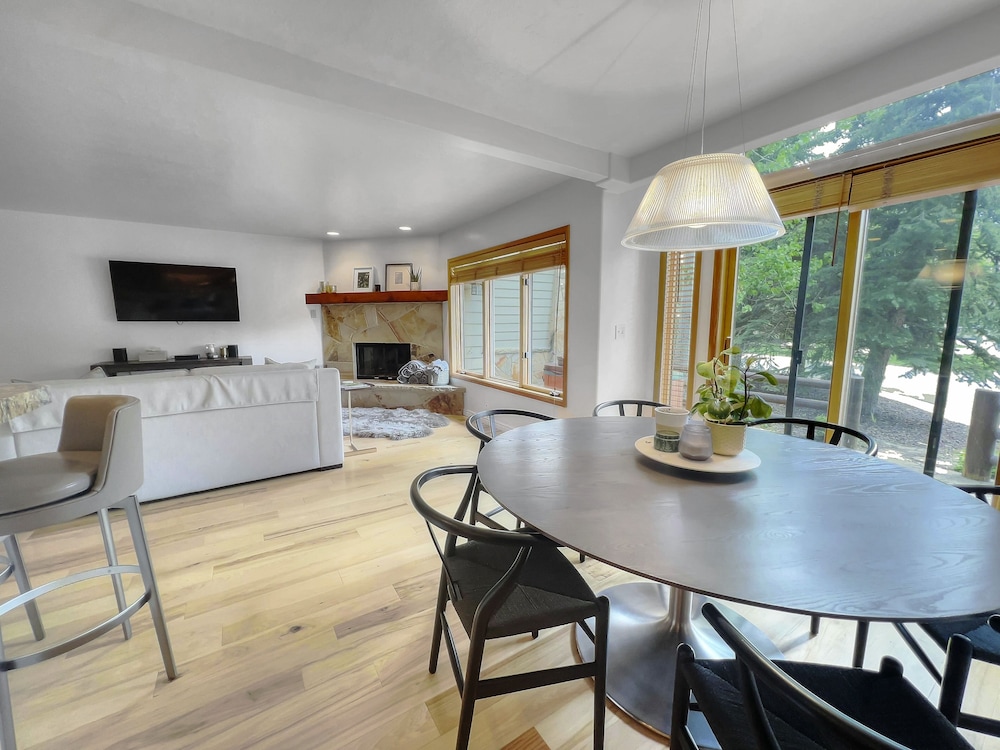 Deer Valley Escapes - Park City Ski Resort Condos