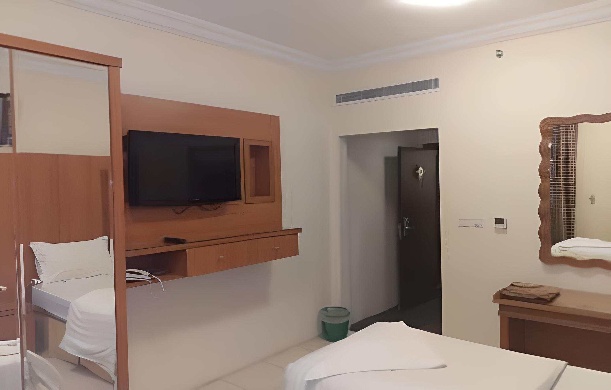 Aayan Al Shisha Hotel