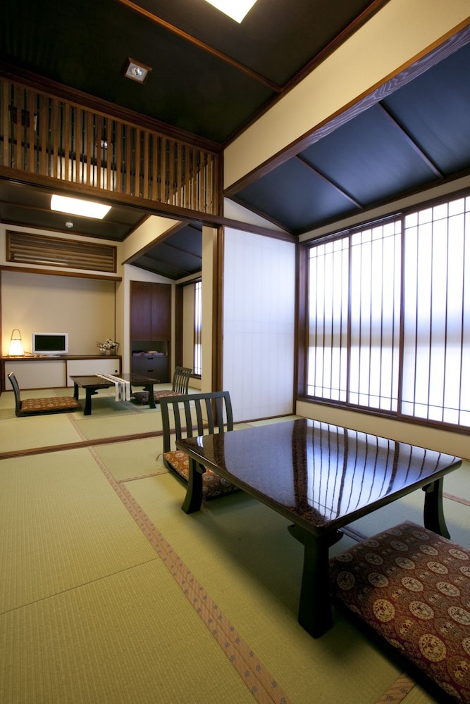 Yamamizuki Urara Tsutaya, photo 37
