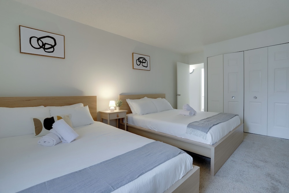 Convenient Apt Near Airport