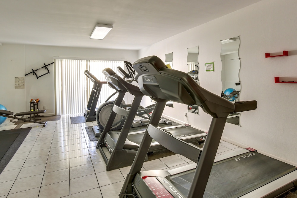 Community Pool: Lauderhill Vacation Rental