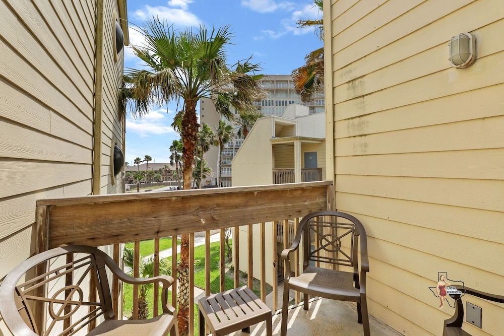 Bahia Mar Solare Resort Condos