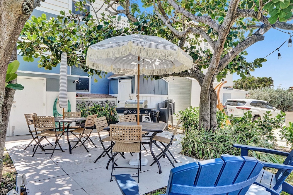 Marine Villas 5 in Hollywood