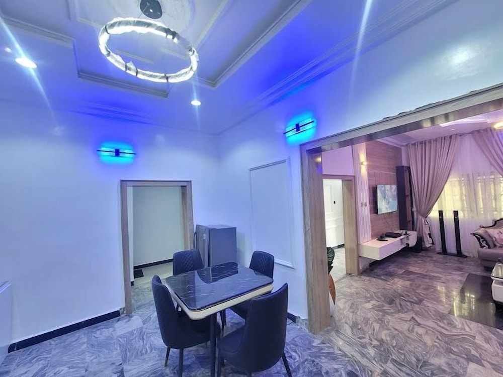 All Smiles Luxury Apartment