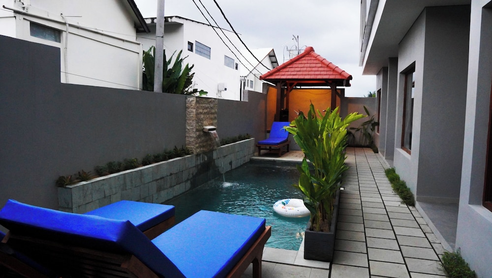 Romansa Canggu