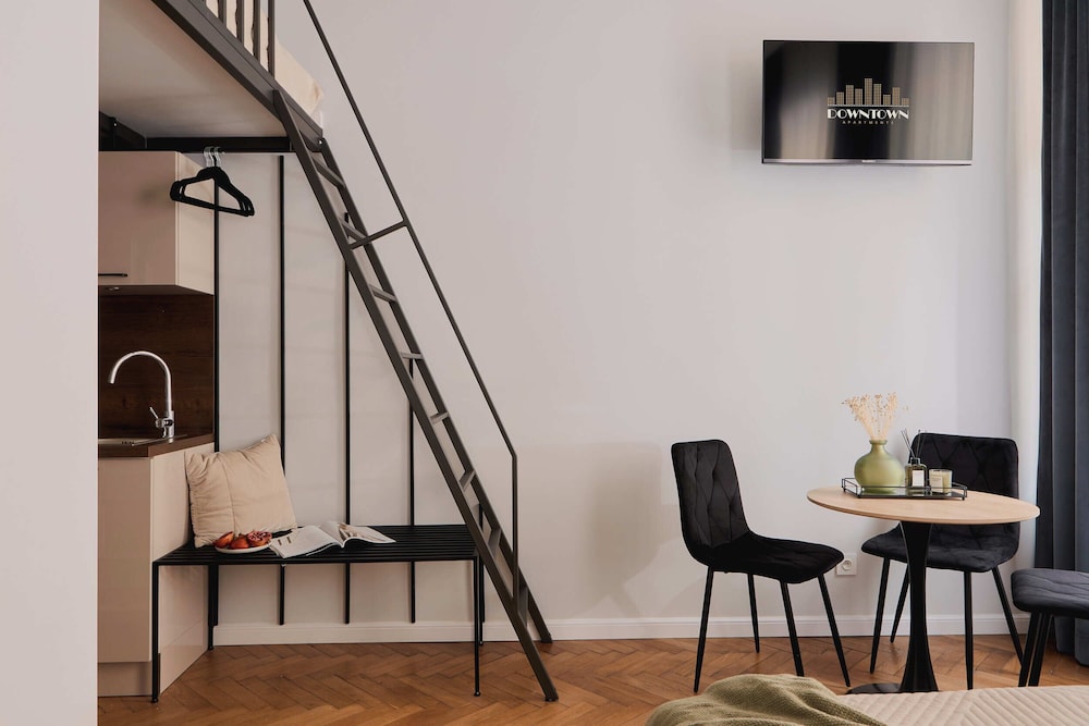 OLD TOWN Charm & Chic by Downtown Apartments
