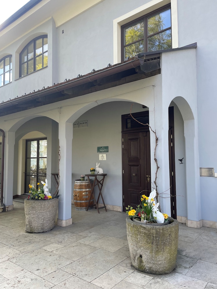 Hirschmugl Domaene am Seggauberg