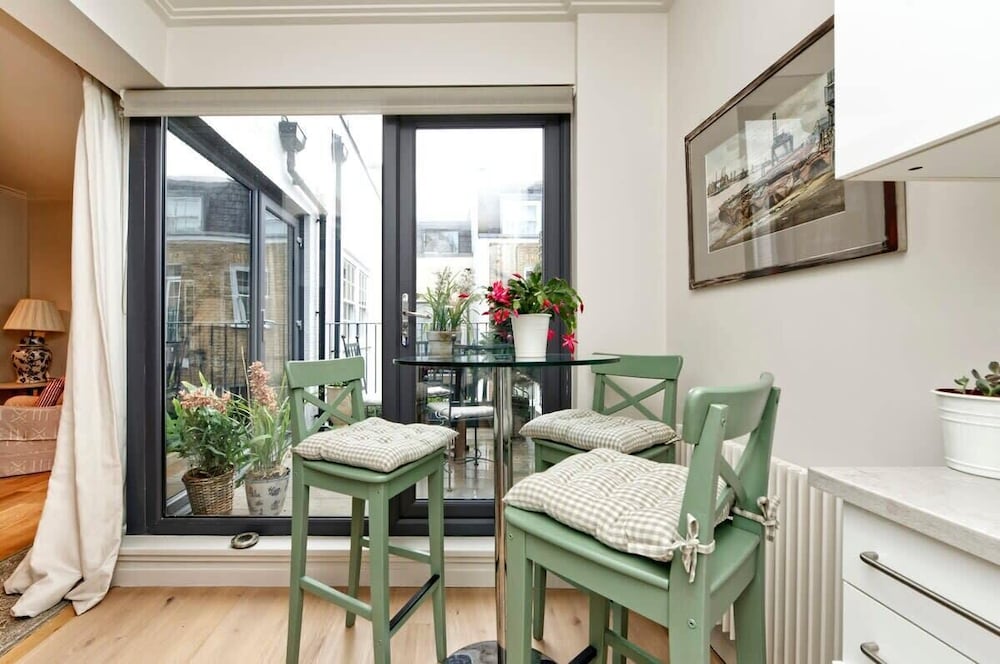 Gorgeous 4-bed House Near Museums & Hyde Park