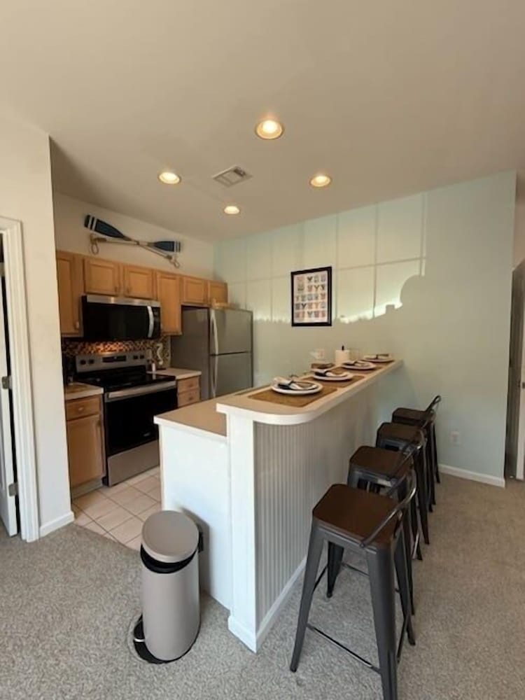 Royal Poste Unit 2807 2 Bedroom Condo