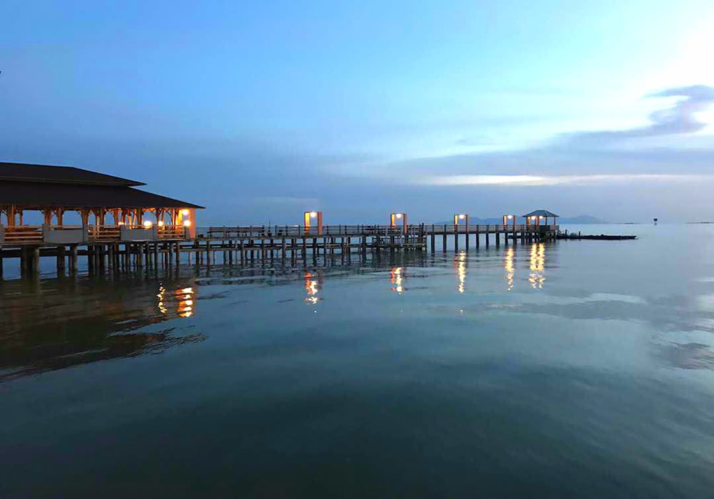Kukup Xiang Holiday Home