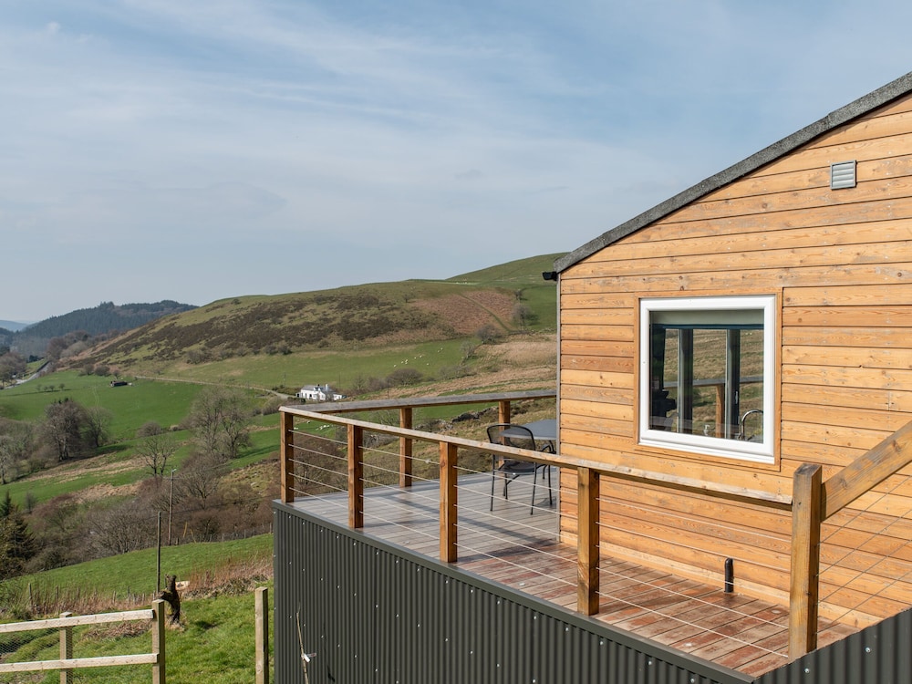 Haka Lodge