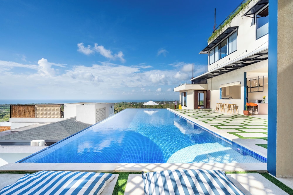 Jiya Villa Uluwatu - Panoramic Terraces with Stunning Views, Luxury Service and Entertainment