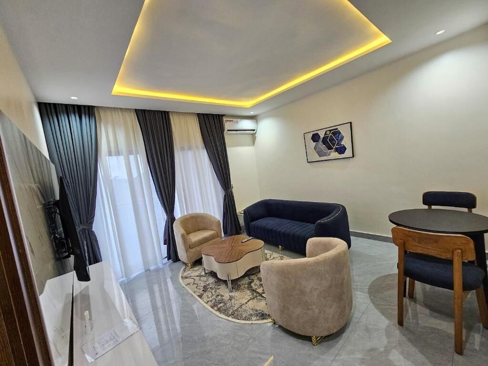 Reens Suites and Apartment