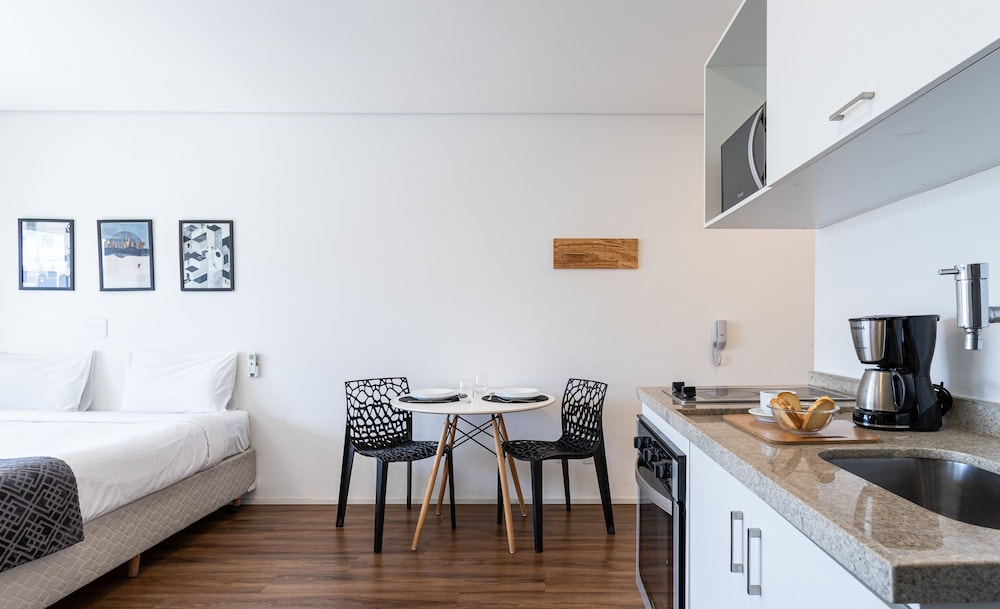 Setin Downtown Genebra by Viva - Apartamentos completos na Bela Vista com piscina