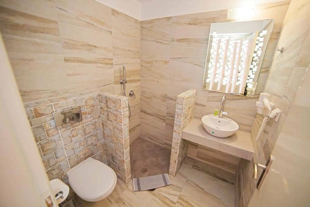 Castelopetra Studios