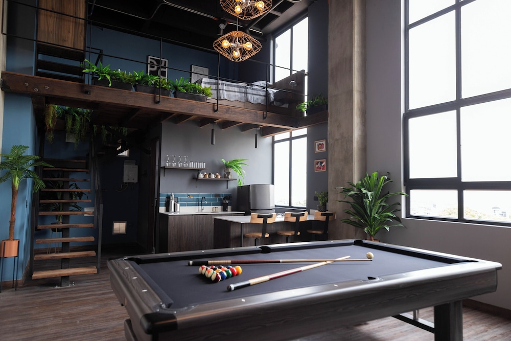 Royal Living Poblado