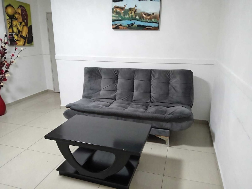 Gold Crown Self-catering Apartment