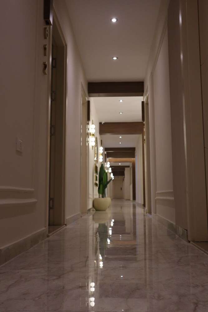 Calma Hotel