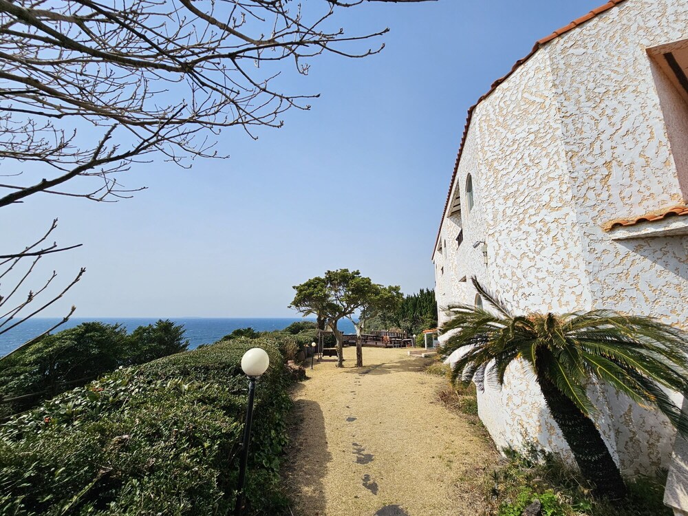 Tteuribada Pension