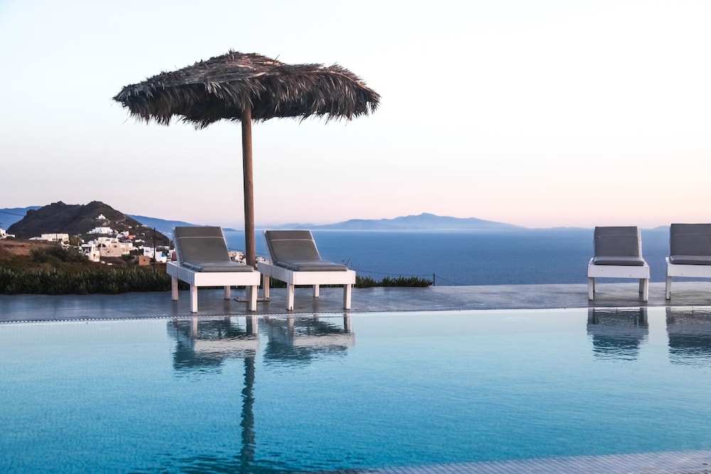 EOS Villa