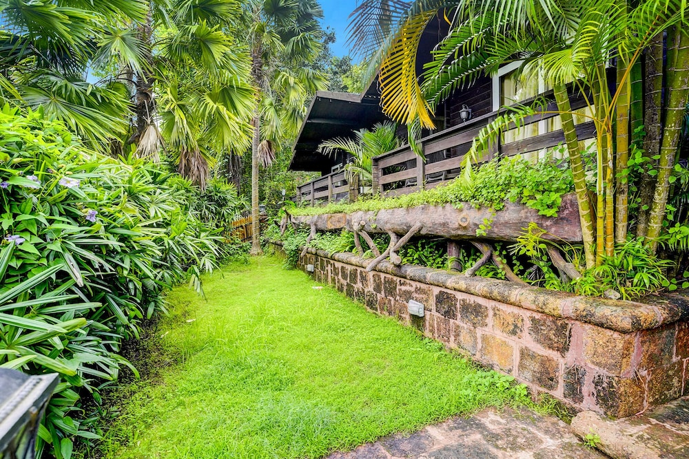 Fabhotel Tranquility Cottage Resort