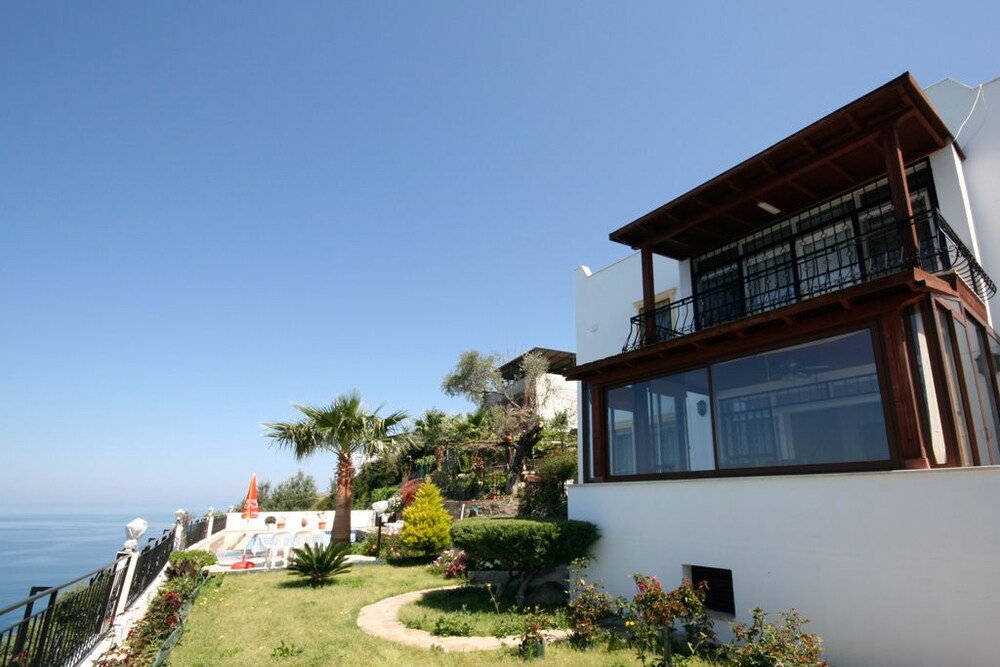 Important Group Villa BD456 3 Bedrooms