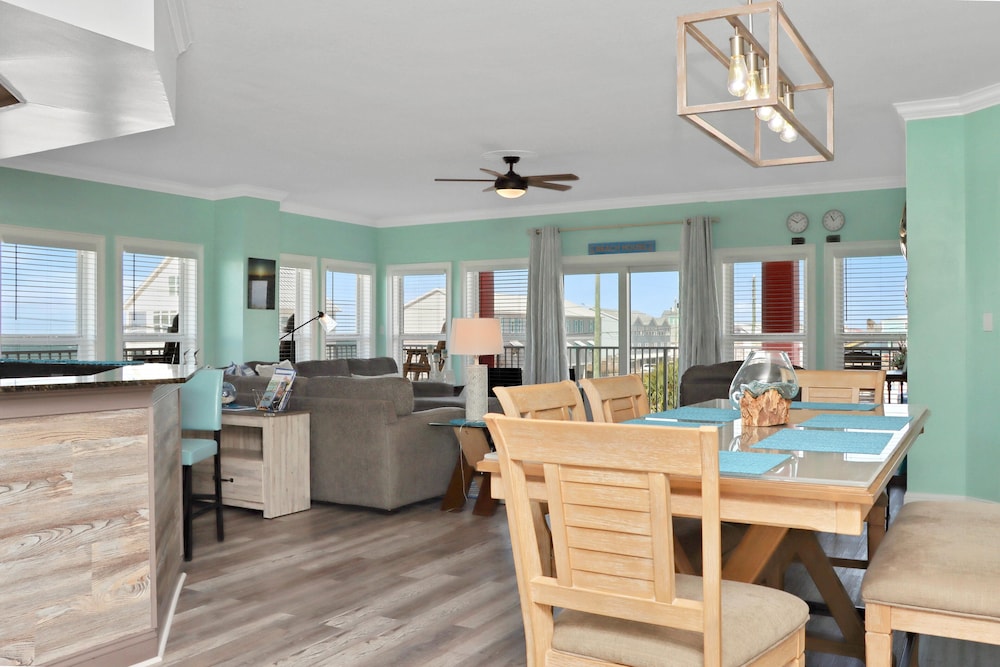 Paradise Shores 200