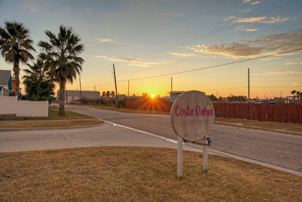 The Costa Bahia Condos by AvantStay – Pristine Comfort Near Port Aransas Beach