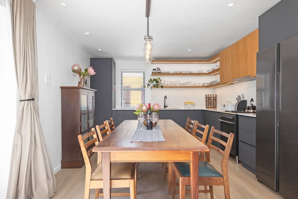 Uptown Retreat