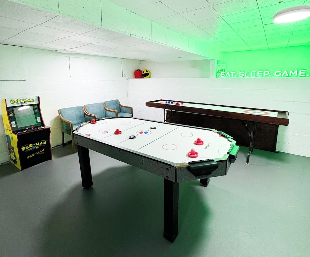 Stay & Play - Central Family Friendly