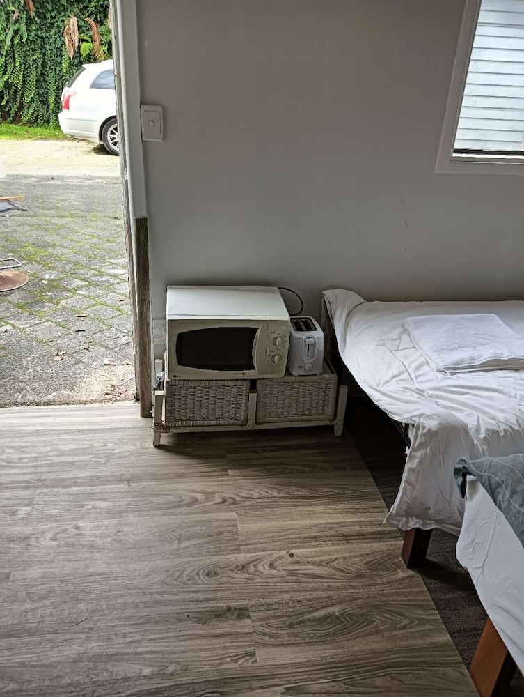 1 Bedroom garden chalet 7B