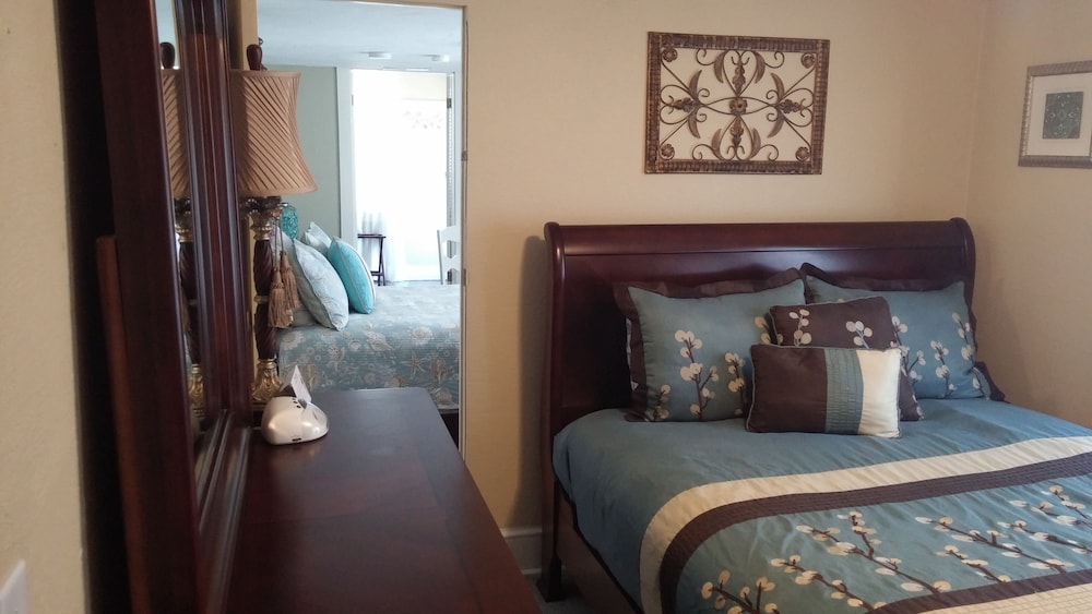 Island Guest House B&B