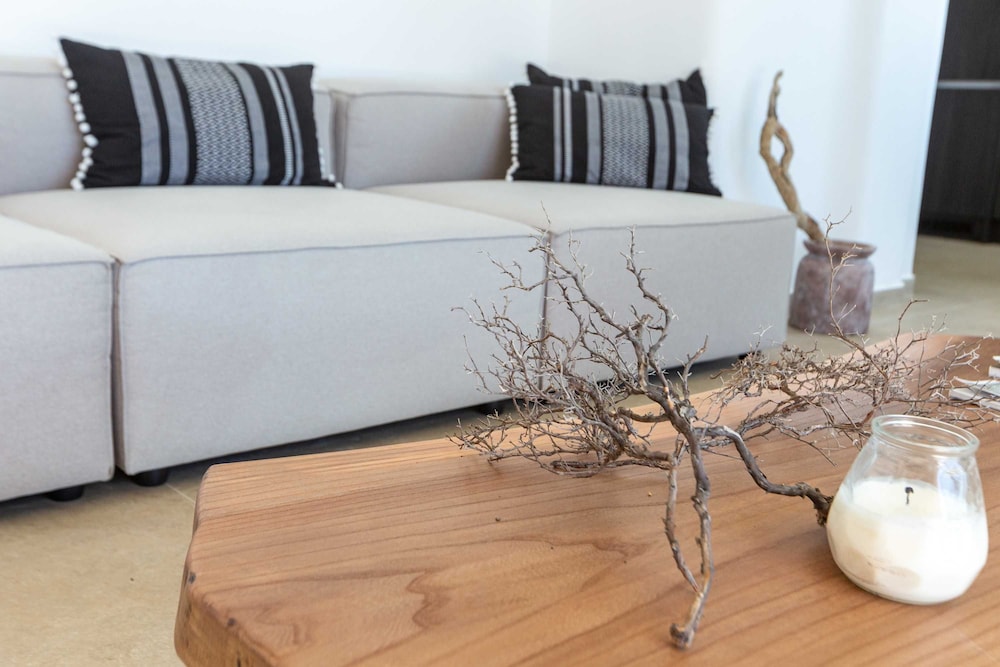 Amaze Mykonos Luxury Seaview Retreat