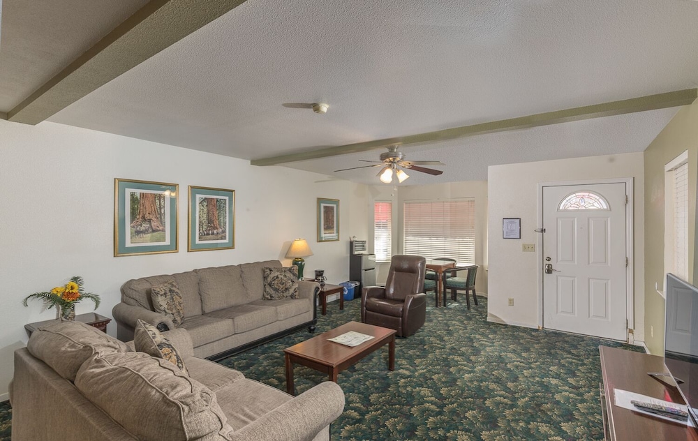 5th Street Inn