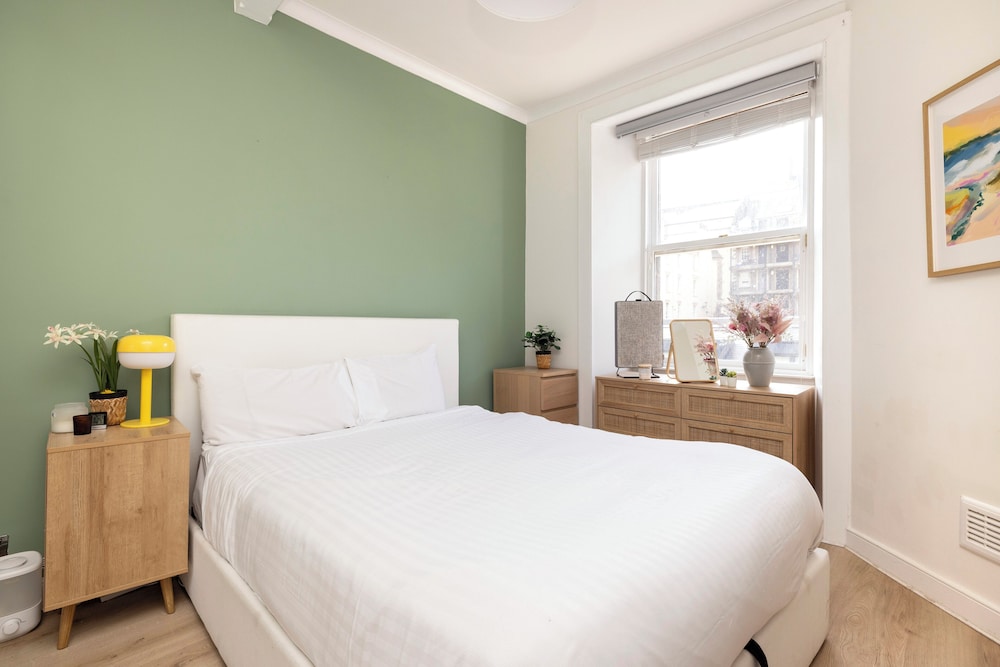 Elegant Apartment in the heart of Edinburgh