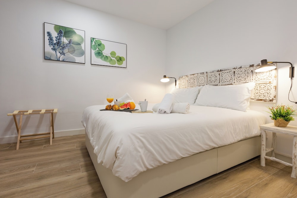 Stay U-nique Apartments Fabra i Puig