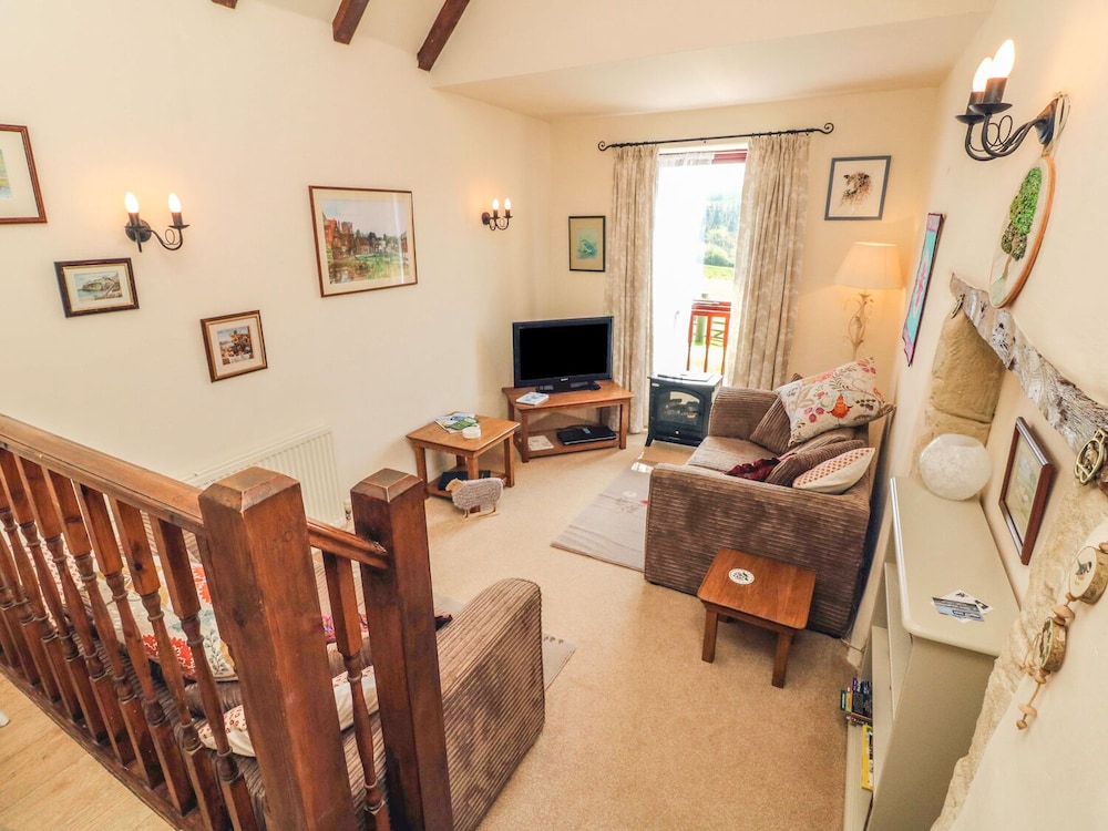Primrose Cottage view 2