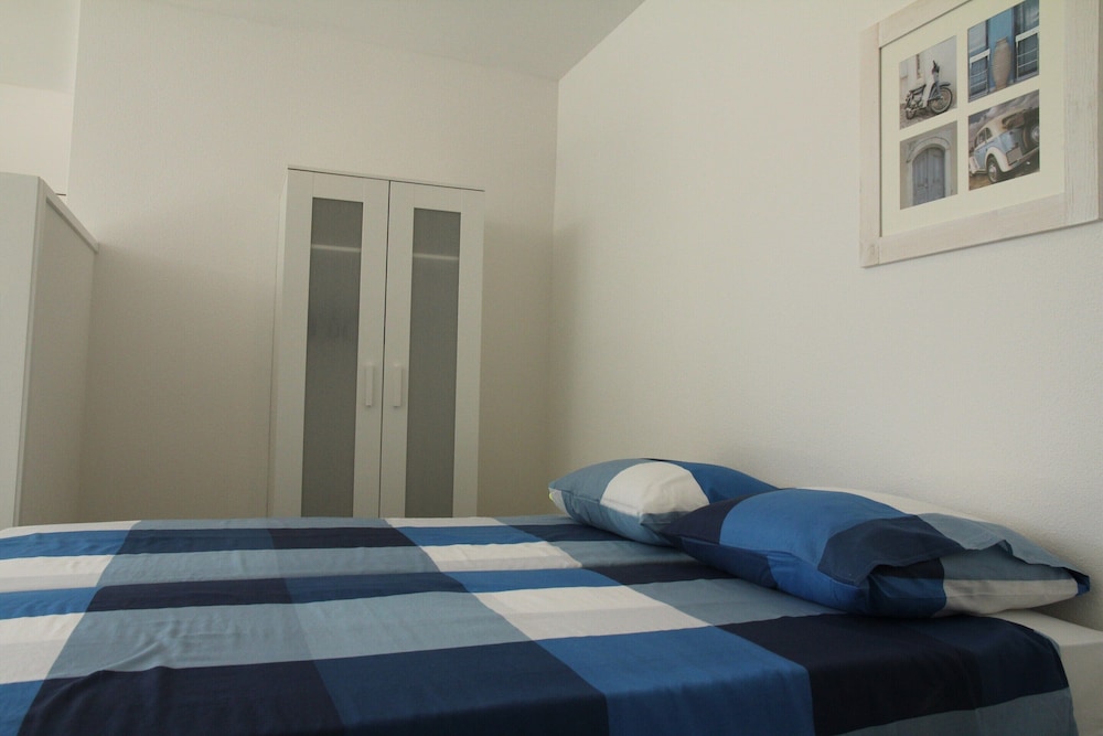 Photo 32