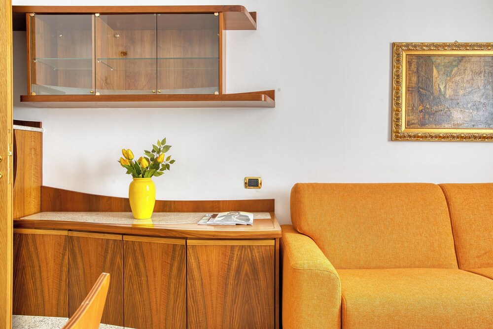 JOIVY Captivating flat with balcony