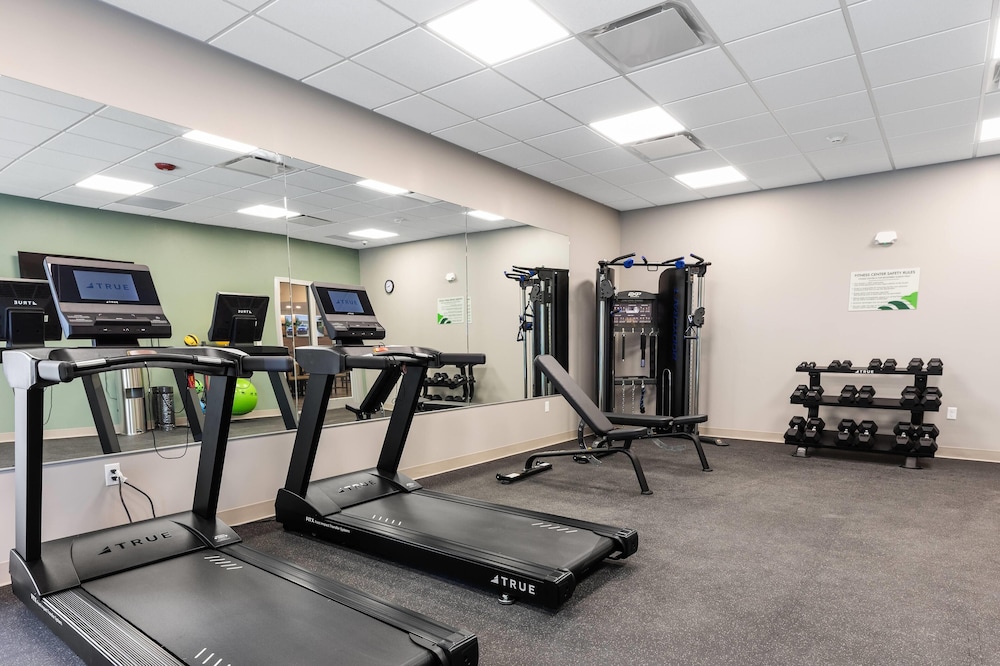 Wingate by Wyndham Geneva at SPIRE Academy