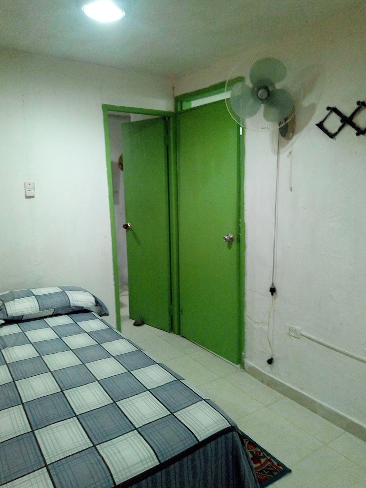 Room in Guest Room - Posada Green Sea San Luis Pesos view 4