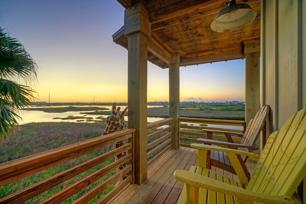 Fish Camp Buyout by Avantstay Unique 6bdr Escape Private Pool Views