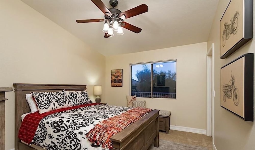 Dynamite By Signature Vacation Rentals